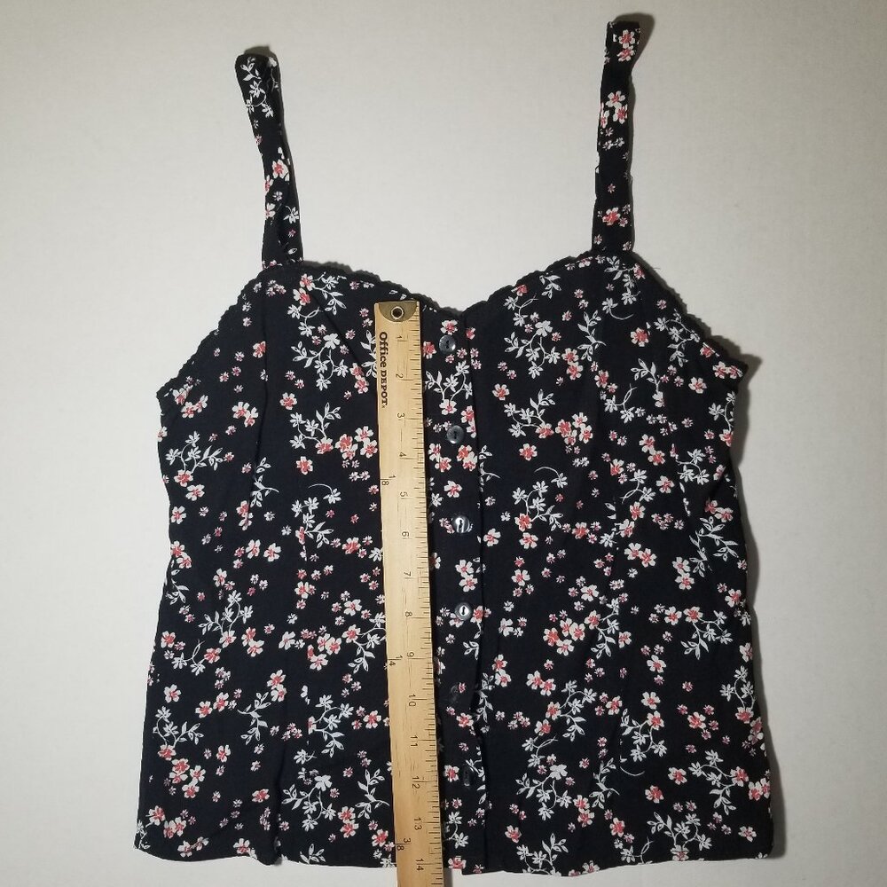 Cotton On Black Floral Patterned Cropped Tank Top - Picture 2 of 7